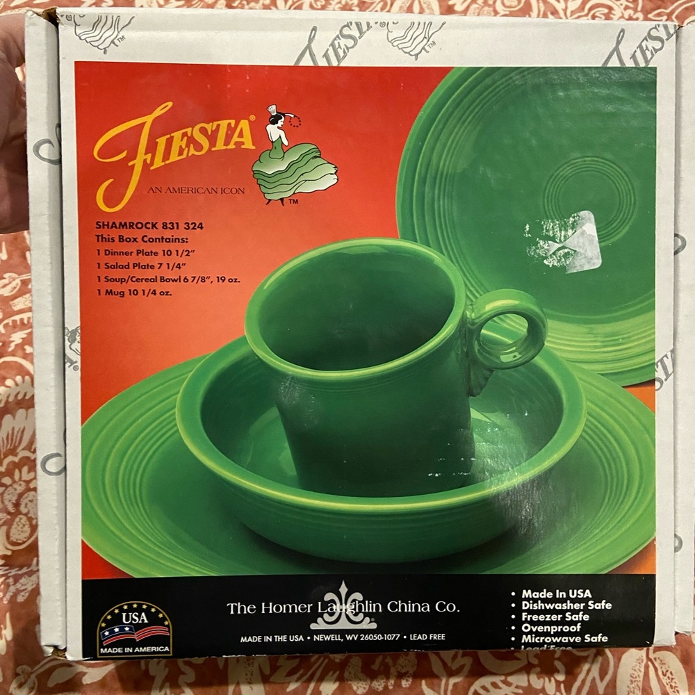 Fiesta Shamrock Green 4 piece set NIB